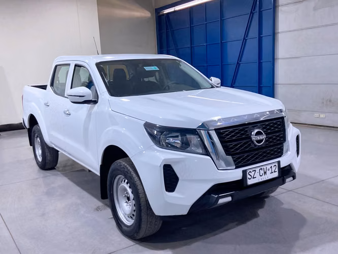NAVARA SE 4X2 SZCW12-SANTIAGO