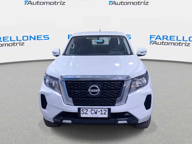 NAVARA SE 4X2 SZCW12-SANTIAGO