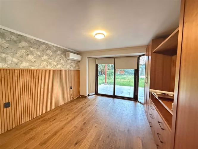 Casa en arriendo de 4 dorm. en Ayres de Chicureo con Laguna