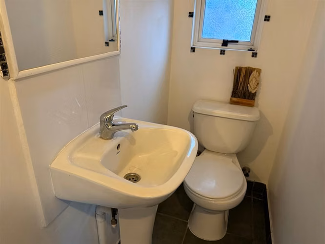 Casa en arriendo de 4 dorm. en Ayres de Chicureo con Laguna