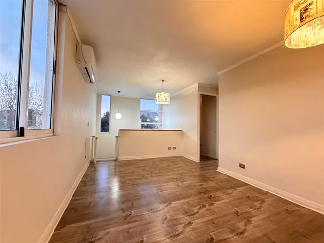 Casa en arriendo de 4 dorm. en Ayres de Chicureo con Laguna
