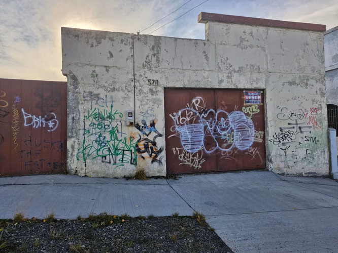 BODEGA /TERRENO, SECTOR SUR , PUNTA ARENAS, REGION DE MAGALLANES - Imagen 2