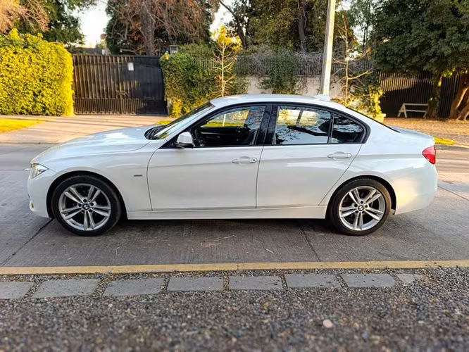 BMW 318 I SPORT LCI - 2017 | 2704
