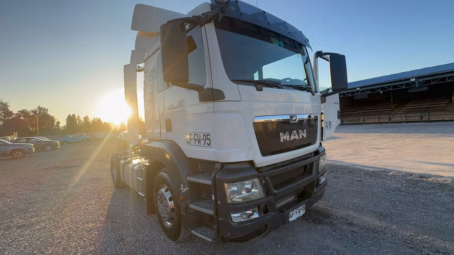 TRACTO CAMION MARCA MAN MODELO TGS 18360 BLS AÑO 2019