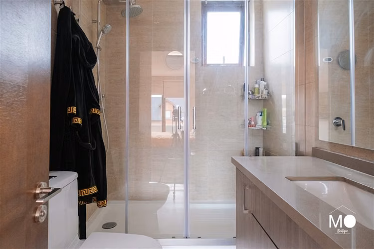 Espectacular Penthouse La Reina, barrio Principe de Gales