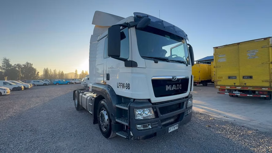 TRACTO CAMION MARCA MAN MODELO TGS 18360 BLS AÑO 2019