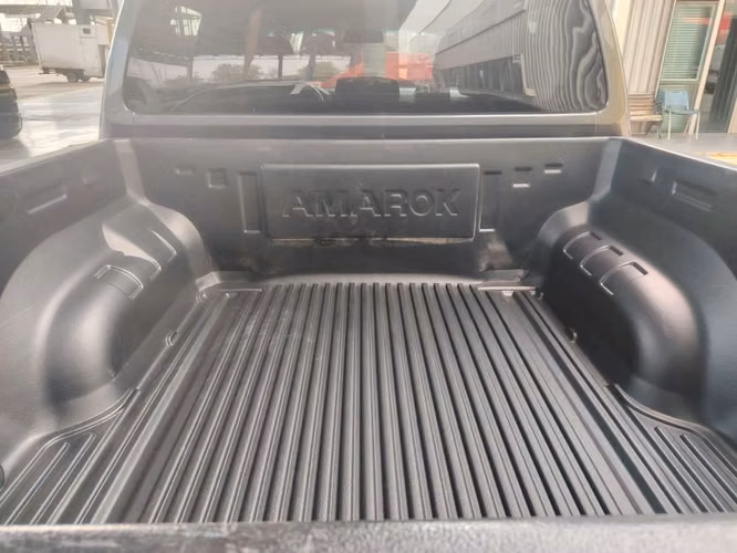 VOLKSWAGEN AMAROK 2023 - Imagen 9