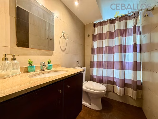 Departamento en venta de 3 dorm. en Viña del Mar
