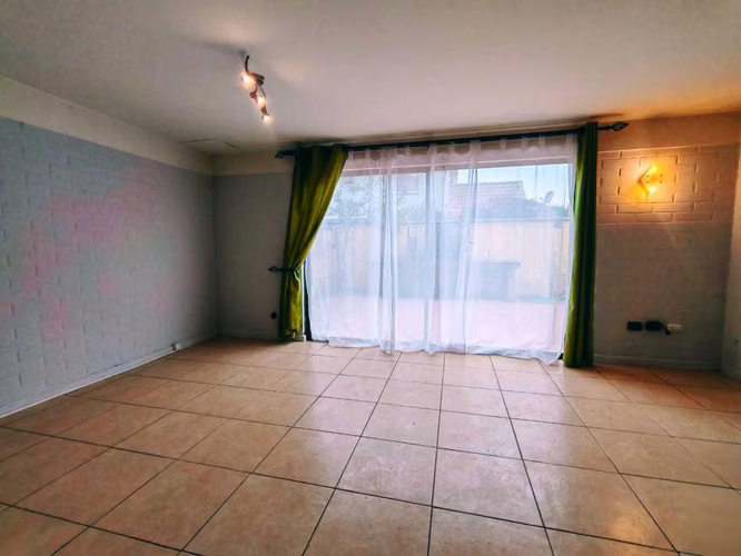 Excelente casa con uso habitacional y comercial (178833)