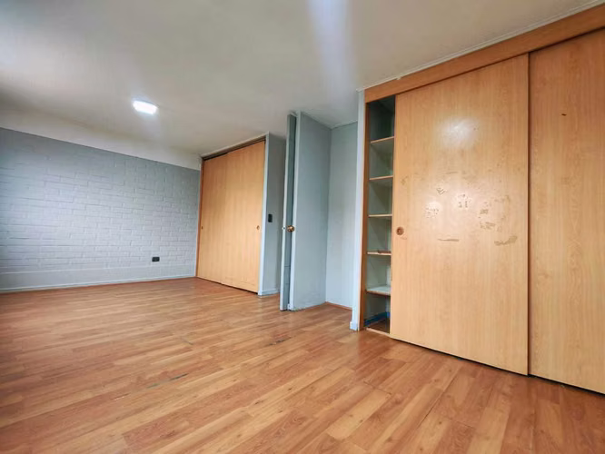 Excelente casa con uso habitacional y comercial (178833)