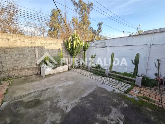 Casa en venta de 3 dorm. en Maipú