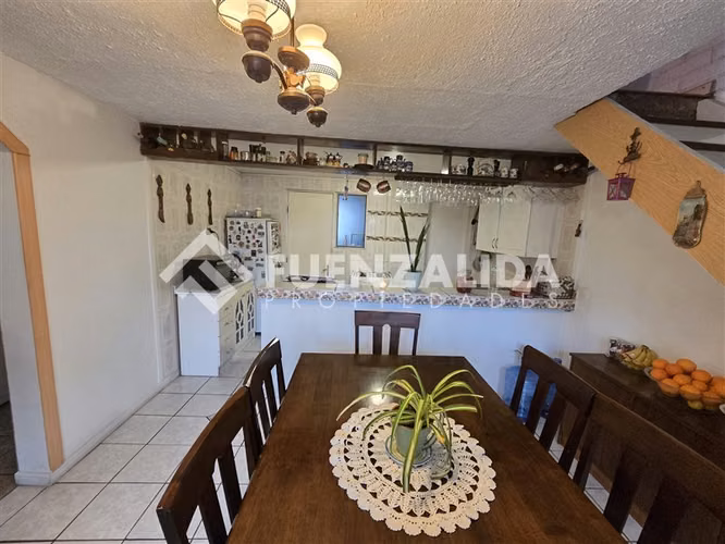Casa en venta de 3 dorm. en Maipú