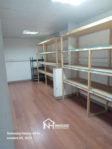 Oficinas con bodega en arriendo en Santiago - Imagen 10