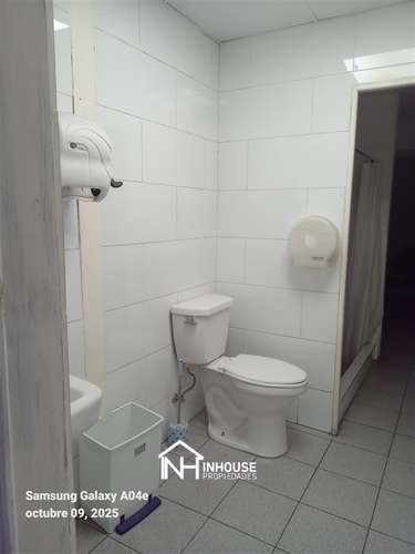 Oficinas con bodega en arriendo en Santiago - Imagen 12