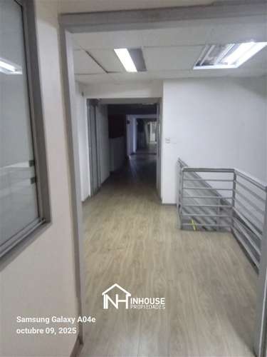 Oficinas con bodega en arriendo en Santiago - Imagen 3