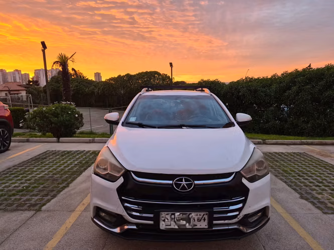 2017 JAC J2