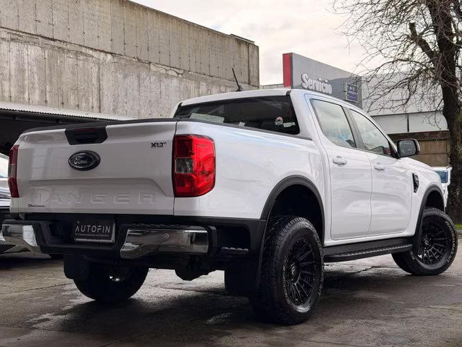 FORD RANGER XLT AUTOMATICA 2024