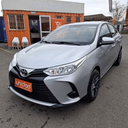 TOYOTA YARIS 2021 GLI FULL EQUIPO 1.5