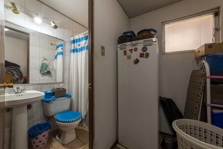 1% DE COMISION CASA 4 DORM Y 4 BAÑOS EN RANCAGUA.