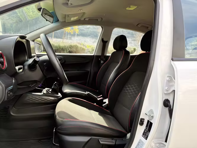 Hyundai Grand I-10 Plus 1.2 5MT 2025