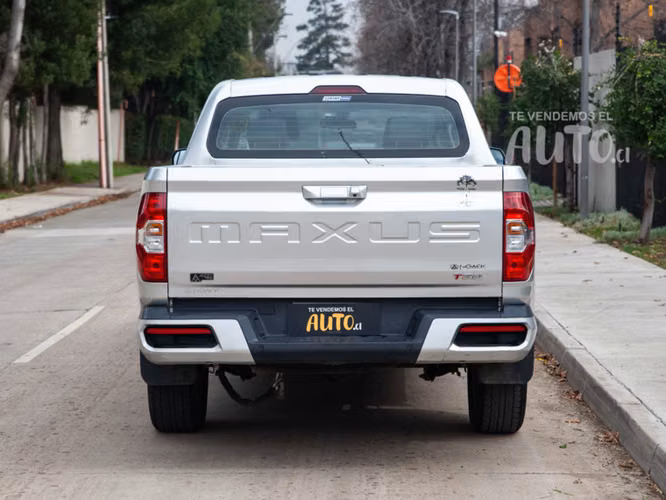 Maxus T60 2.8 Gl Diesel Dob. Cab 4X2 6At 4P 2022 - Imagen 4