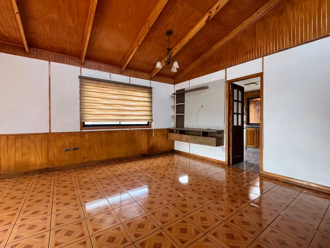 Venta, casa en sector Salinas, Talcahuano. Excelente estado.