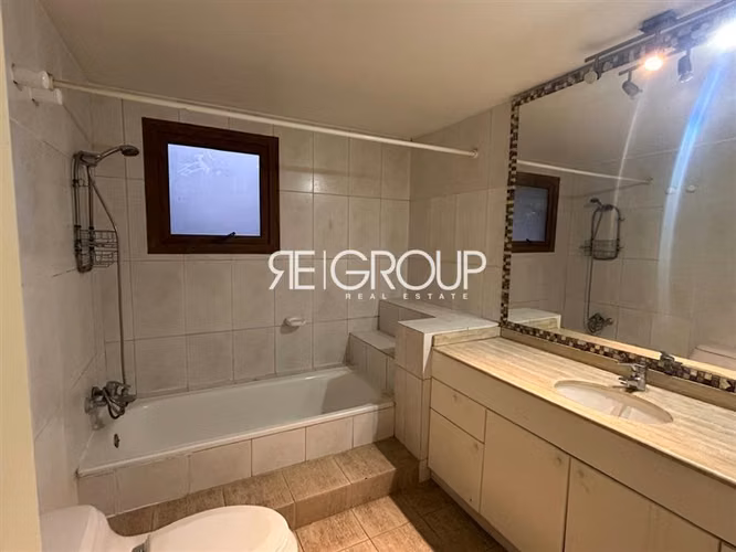 Departamento en venta de 4 dorm. en Lo Barnechea
