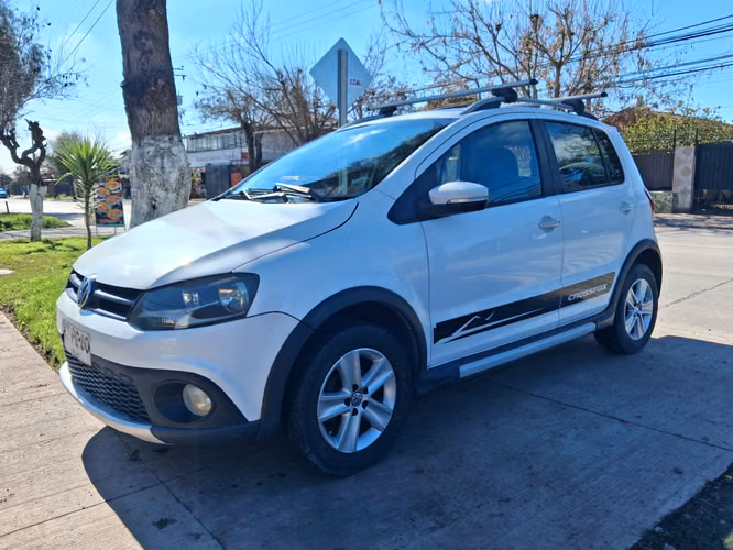 Volkswagen CrossFox 2011