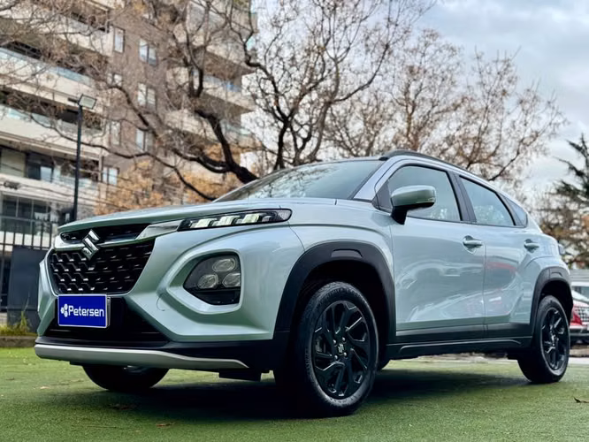 SUZUKI FRONX 1.5 AT GL HYBRID - 2025 | 2896