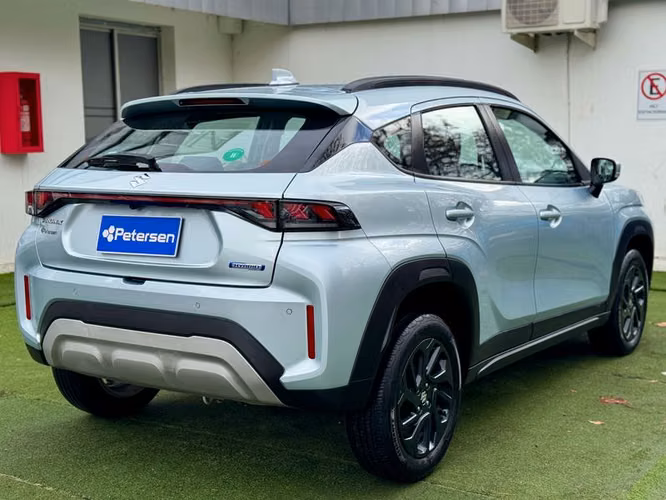 SUZUKI FRONX 1.5 AT GL HYBRID - 2025 | 2896