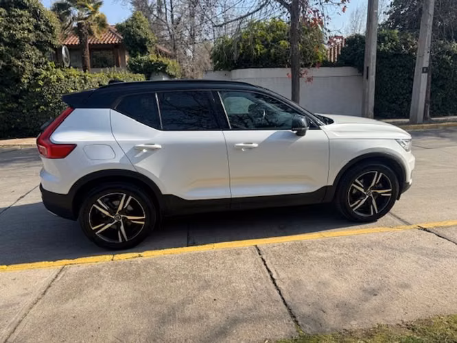 VOLVO XC40 T5 R-DESIGN - 2021 | 2838