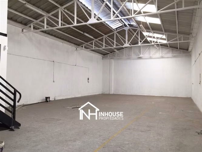 Bodega en arriendo en Santiago