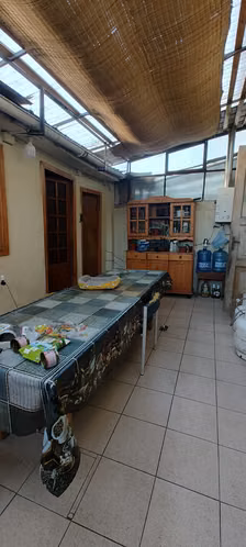 Amplia casa en condominio en Santiago Centro