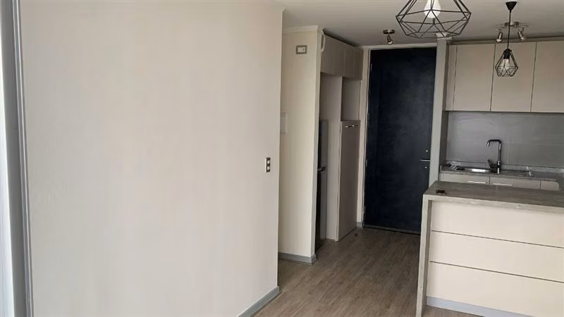 Depto en arriendo 2D 1B Metro Vicente/Rojas Magallanes