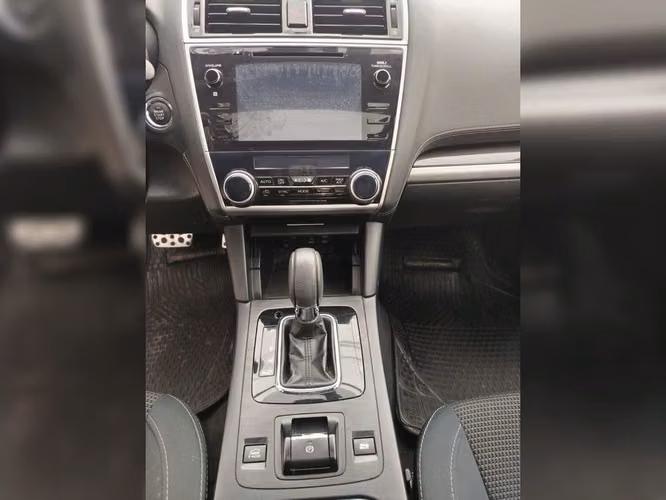SUBARU OUTBACK 2018
