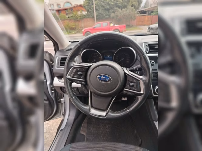 SUBARU OUTBACK 2018