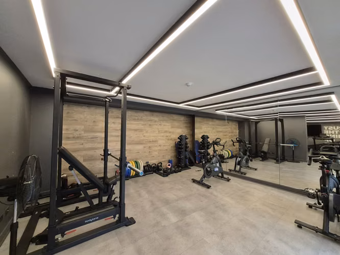 RETAIL Vicuña Mackenna 1865 1 Dorm Piso 11