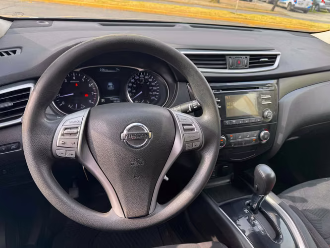 NISSAN X-Trail SENSE 2.5 AUT 3 CORRIDAS SOLO 144.000KM 2016