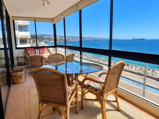 Amplio Departamento en arriendo 4 dormitorios, Viña del Mar - Imagen 2