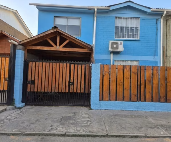 ¡Oportunidad Imperdible! Casa Pareada simple 3D/2B/1E sector tranquilo, cerca de PDI, comercios, colegios, Qulicura