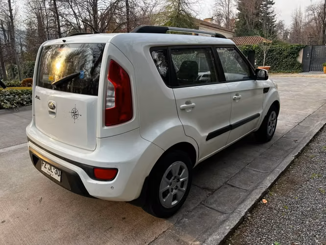KIA Soul LX 1.6L MT6 año 2014