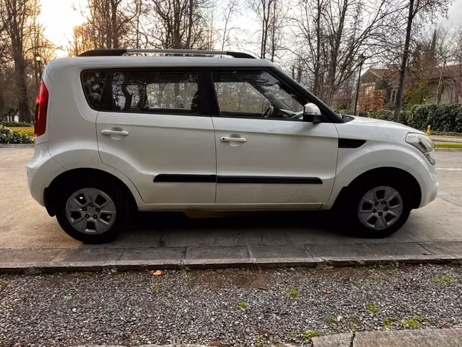 KIA Soul LX 1.6L MT6 año 2014