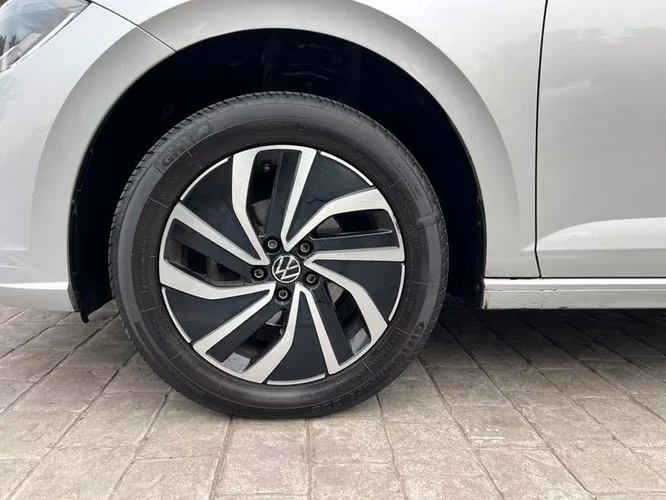 VOLKSWAGEN POLO POLO 1.0 TSI AT HIGHLINE - 2024 | 431