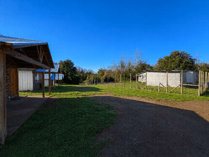 VENTA PARCELA CON 5 CABAÑAS – SECTOR TRALCAO, VALDIVIA - Imagen 12