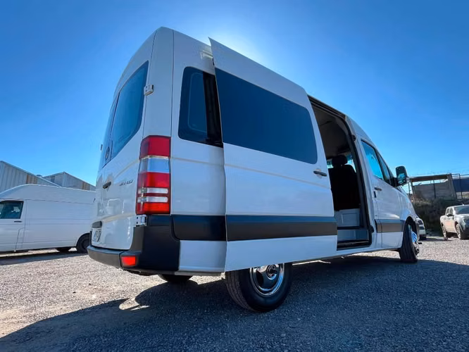 Vendo Mercedes Benz sprinter 313