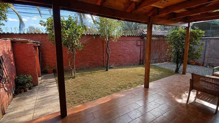 Casa en Venta de 5D-2B, Villa Valle Dorado, Estación Central