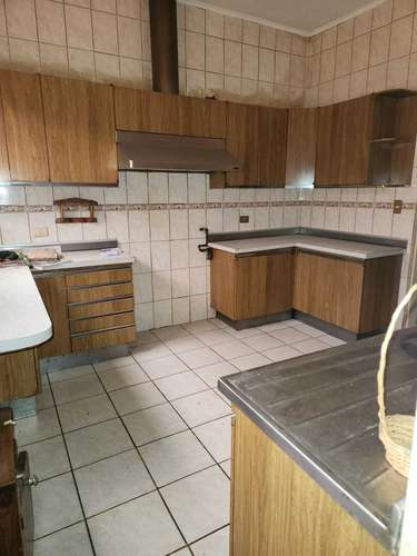 Casa Familiar Miraflores Bajo 4d 3b Pisos Raulí (178891)