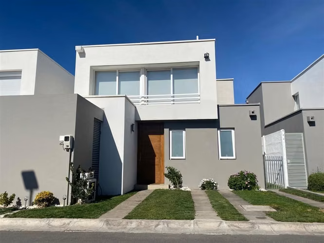 Se Vende Casa 3D 3B en condominio, Las Vizcacha, Puente Alto