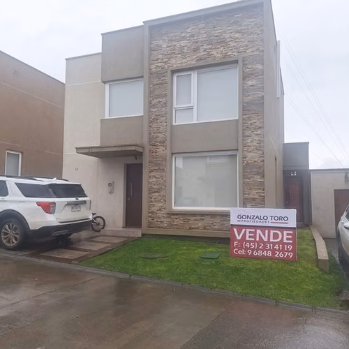 SE ARRIENDA EXCELENTE CASA EN CONDOMINIO, TEMUCO.