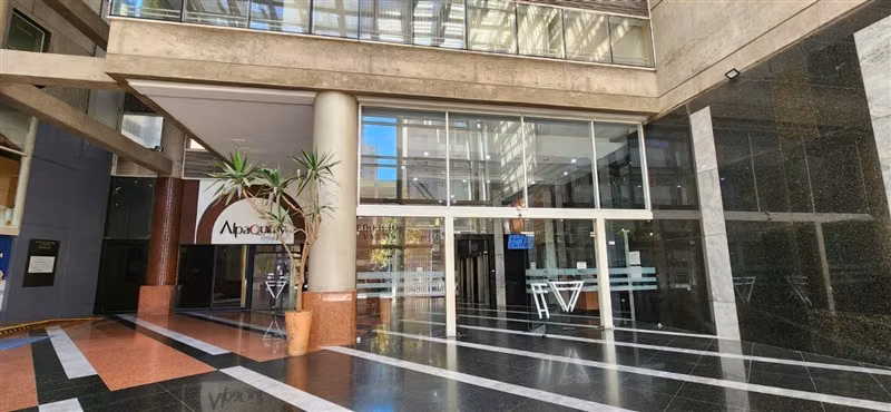 Oficina 60mts, Edificio YMCA, Metro Santa Ana - Imagen 2